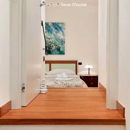 Apartament Golden View, Terre Marine