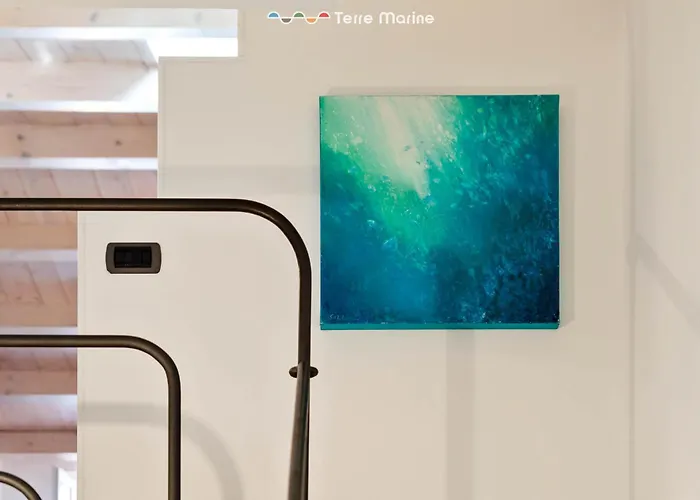 Апартаменты Golden View, Terre Marine *
